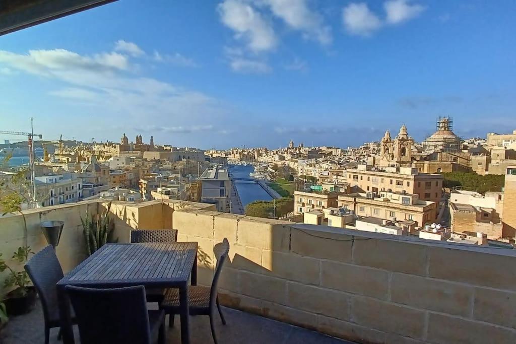 The View Penthouse Apartment Cospicua Ngoại thất bức ảnh